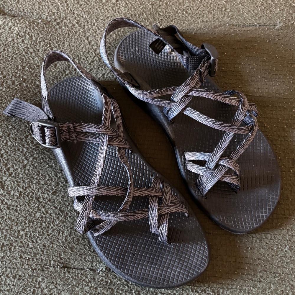 Black ZX/2 Chacos